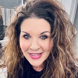 Meet your Posher, Erica jo